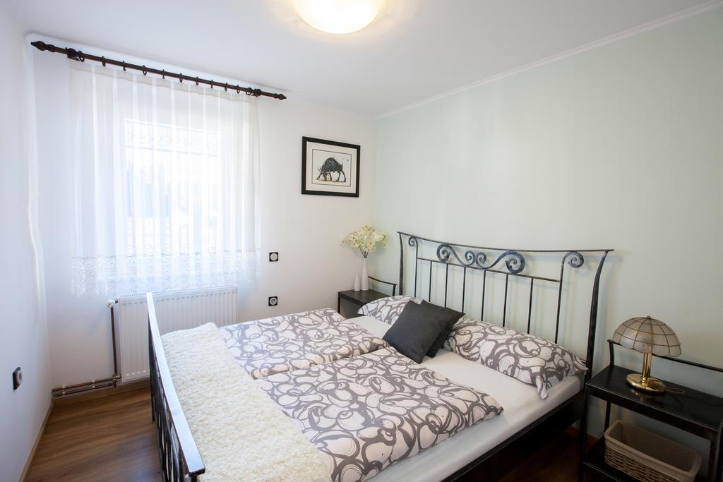 Barn House Mm Apartment Bled Ngoại thất bức ảnh